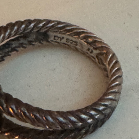 David Yurman Ring - Picture 3 of 4